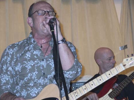 Chris Thompson at the Bridge House Reunion 2007